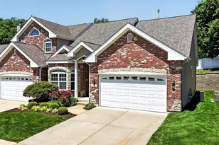 216 Woodland Pl Ct, Saint Charles, MO 63303 - Photo 2