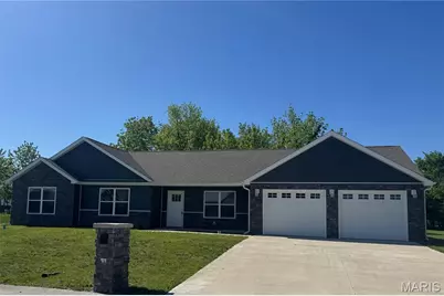 317 Braeburn, Hannibal, MO 63401 - Photo 1