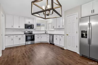 10 Caleb Circle, Arnold, MO 63010 - Photo 2