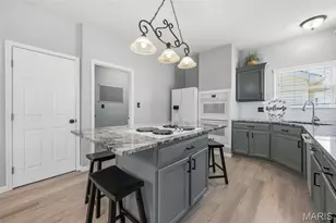 725 Whispering Forest Dr, Ballwin, MO 63021 - Photo 20