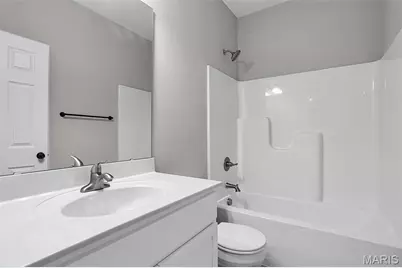 172 Hank's Close #172 STB, Washington, MO 63090 - Photo 8