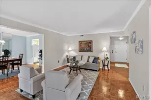 539 Coeur De Royale Dr, Creve Coeur, MO 63141 - Photo 12