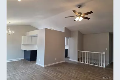 2115 Riding Spur Drive, Maryland Heights, MO 63146 - Photo 6