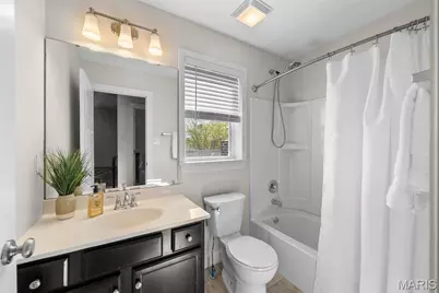 6221 Hancock Avenue, Saint Louis, MO 63139 - Photo 20