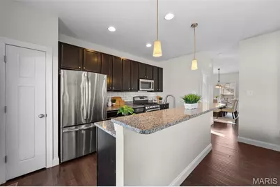 6221 Hancock Avenue, Saint Louis, MO 63139 - Photo 18