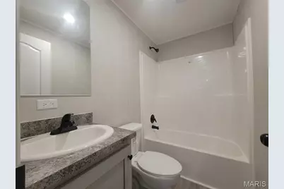 130 Madison Rene Avenue, Moscow Mills, MO 63362 - Photo 12