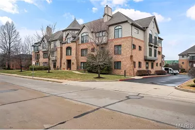 125 E Clinton Place #1C, Kirkwood, MO 63122 - Photo 1