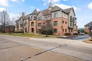 125 E Clinton Pl, Kirkwood, MO 63122 - Photo 1