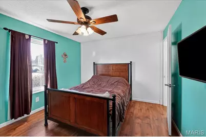 909 Townhouse Lane, Hazelwood, MO 63042 - Photo 24