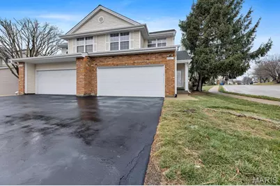 2001 King Arthur Court, Saint Louis, MO 63146 - Photo 1