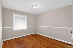 10436 Ewell Dr, Saint Louis, MO 63137 - Photo 10