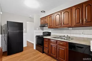 10436 Ewell Dr, Saint Louis, MO 63137 - Photo 12