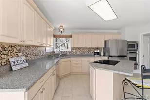 2954 Finestown Rd, Saint Louis, MO 63129 - Photo 16