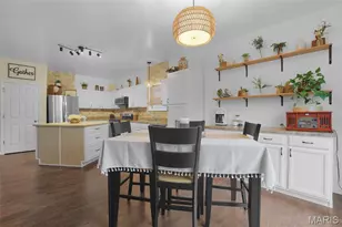 541 Wilmer Hollow Ln, Wentzville, MO 63385 - Photo 14