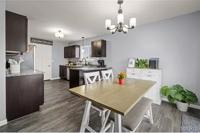 514 Amarillo Boulevard, Moscow Mills, MO 63362 - Photo 12