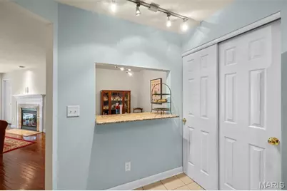 4570 Laclede Avenue #205, Saint Louis, MO 63108 - Photo 18