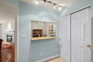 4570 Laclede Ave, Saint Louis, MO 63108 - Photo 18