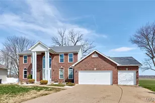1806 Sapling Dr, O'Fallon, MO 63366 - Photo 2