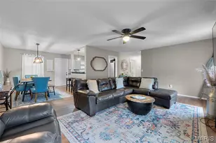 2009 Steven Dr, Cape Girardeau, MO 63701 - Photo 2