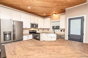 3456 Harbor Crossing Dr, Saint Charles, MO 63301 - Photo 8