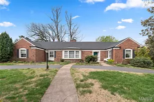 30 Fox Meadows, Saint Louis, MO 63127 - Photo 4