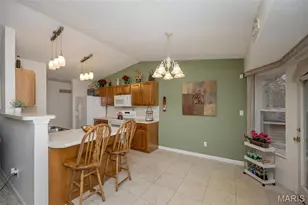 2211 Castlegate Dr, Imperial, MO 63052 - Photo 10