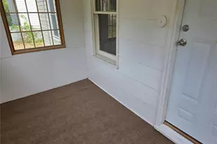 420 Scenic Dr, Saint Louis, MO 63137 - Photo 14