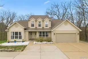 2245 Meadow Forest Dr, Pacific, MO 63069 - Photo 2