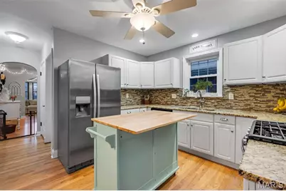 6430 Sutherland Avenue, Saint Louis, MO 63109 - Photo 14