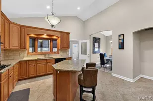 1470 Sproule Ave, Saint Louis, MO 63139 - Photo 4