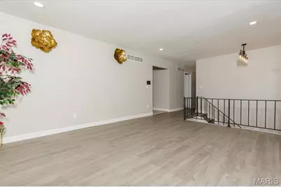 2345 Derhake Road, Florissant, MO 63033 - Photo 10