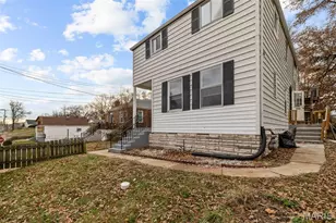 725 Cornell Ave, Webster Groves, MO 63119 - Photo 2