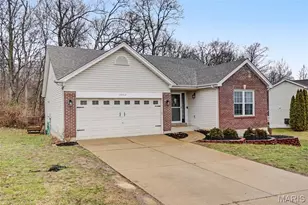 1053 Big Sky Dr, Fenton, MO 63026 - Photo 2