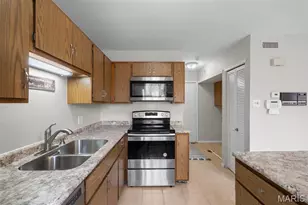 14295 Riverfront Dr, Saint Louis, MO 63034 - Photo 10