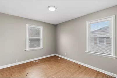 195 Saint Luke Drive, Florissant, MO 63031 - Photo 10