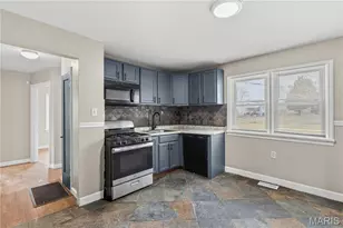 195 St Luke Dr, Florissant, MO 63031 - Photo 6