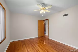 1147 Jolene Dr, Bellefontaine Neighbors, MO 63137 - Photo 18