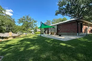 7 Bromley Dr, Ferguson, MO 63135 - Photo 4