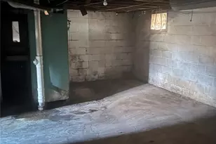 935 Murcia St, Saint Louis, MO 63138 - Photo 8