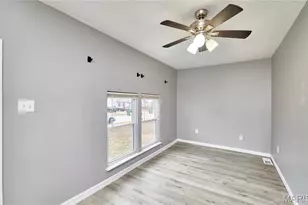 900 N Elm Ave, Webster Groves, MO 63119 - Photo 2