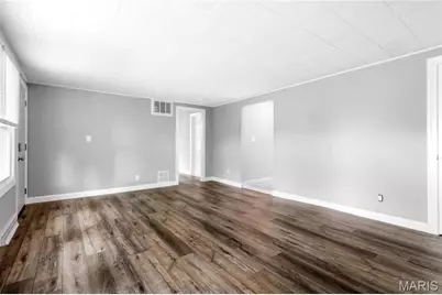 8900 Moritz Avenue, Saint Louis, MO 63144 - Photo 8