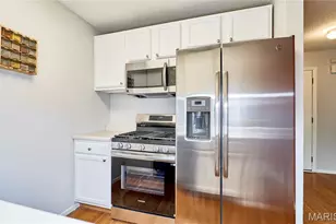 221 Braeshire Dr, Ballwin, MO 63021 - Photo 12