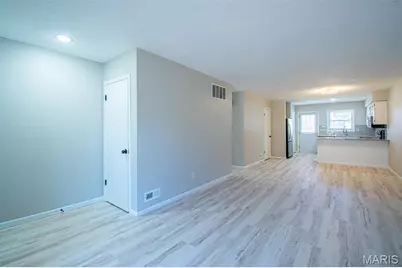 30 Tarpon Court, Florissant, MO 63033 - Photo 26
