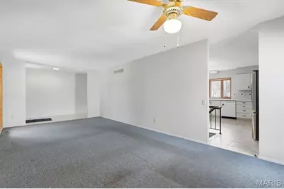 2181 Cherrycove Court, Maryland Heights, MO 63043 - Photo 10