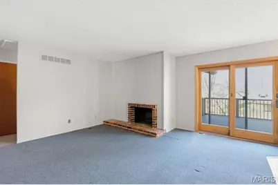 2181 Cherrycove Court, Maryland Heights, MO 63043 - Photo 16