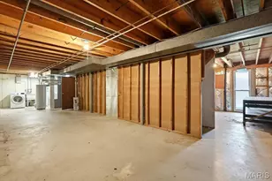 2181 Cherry Cove Ct, Maryland Heights, MO 63043 - Photo 36