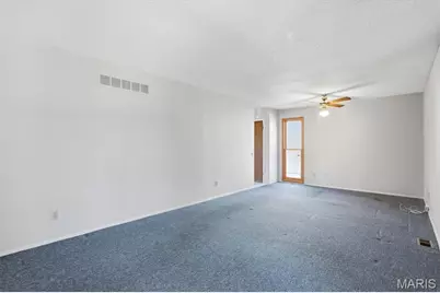 2181 Cherrycove Court, Maryland Heights, MO 63043 - Photo 8