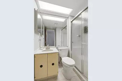 2181 Cherrycove Court, Maryland Heights, MO 63043 - Photo 20