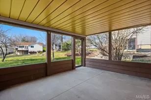 2181 Cherry Cove Ct, Maryland Heights, MO 63043 - Photo 38