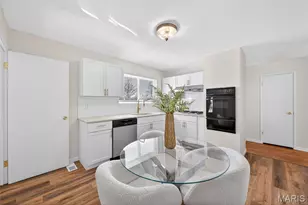 1270 Bobolink Dr, Florissant, MO 63031 - Photo 8